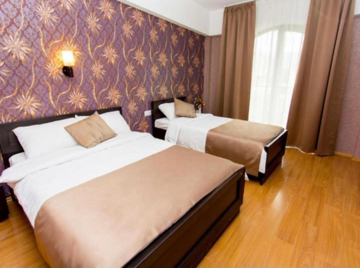 - Granada - Boutique Hotel - Tbilisi - Luaran gambar